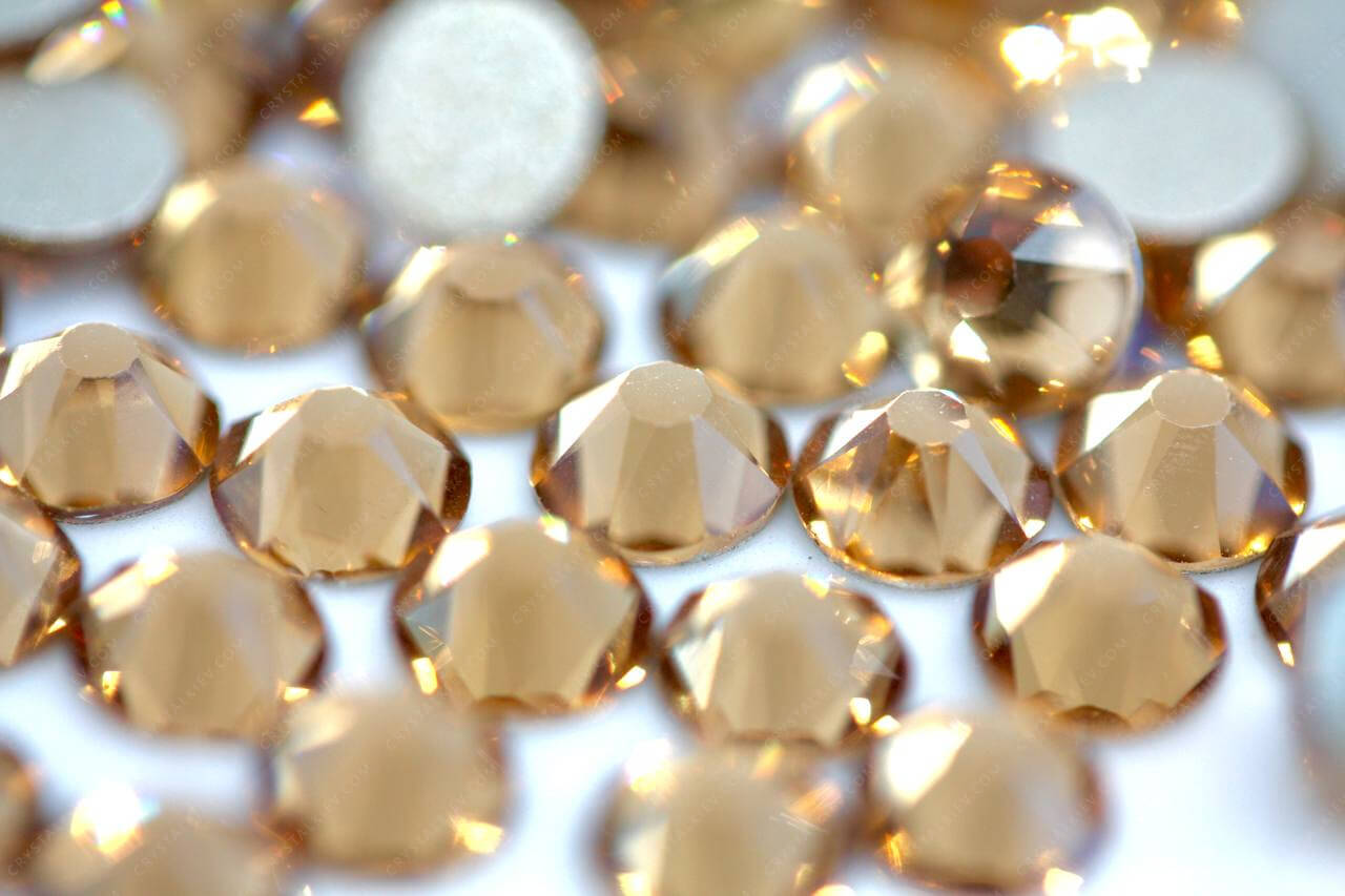 Crystalline Lt. Topaz* Xirius Rose 2088